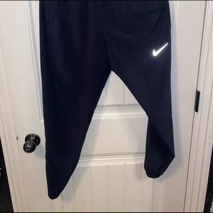 nike medium dri fit joggers